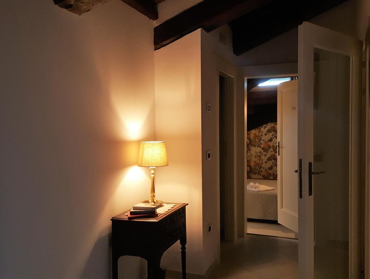Amaranto99 Bed and Breakfast LʼAquila Exteriör bild