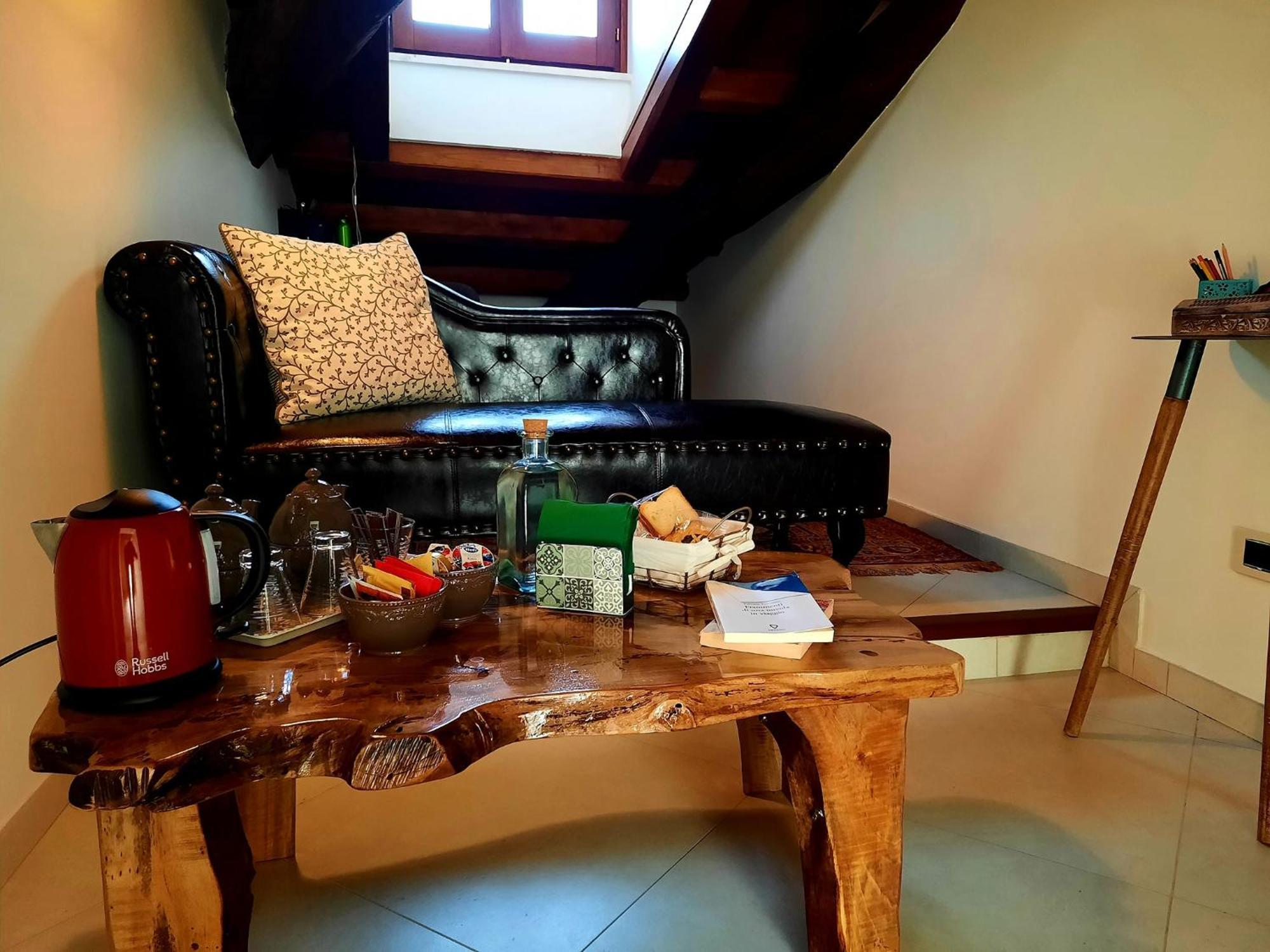Amaranto99 Bed and Breakfast LʼAquila Exteriör bild